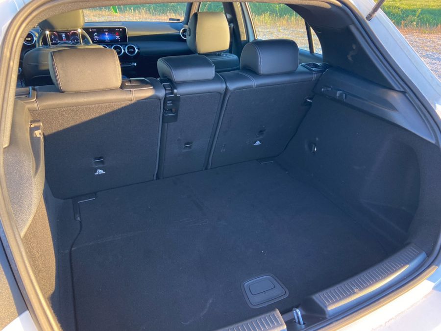 Nem lehet nem dicsérni: Mercedes-Benz A-osztály teszt V. rész - STYLENEWS - Mobility - A-osztály, Mercedes, Mercedes Benz, MOL, MOL Limo, 