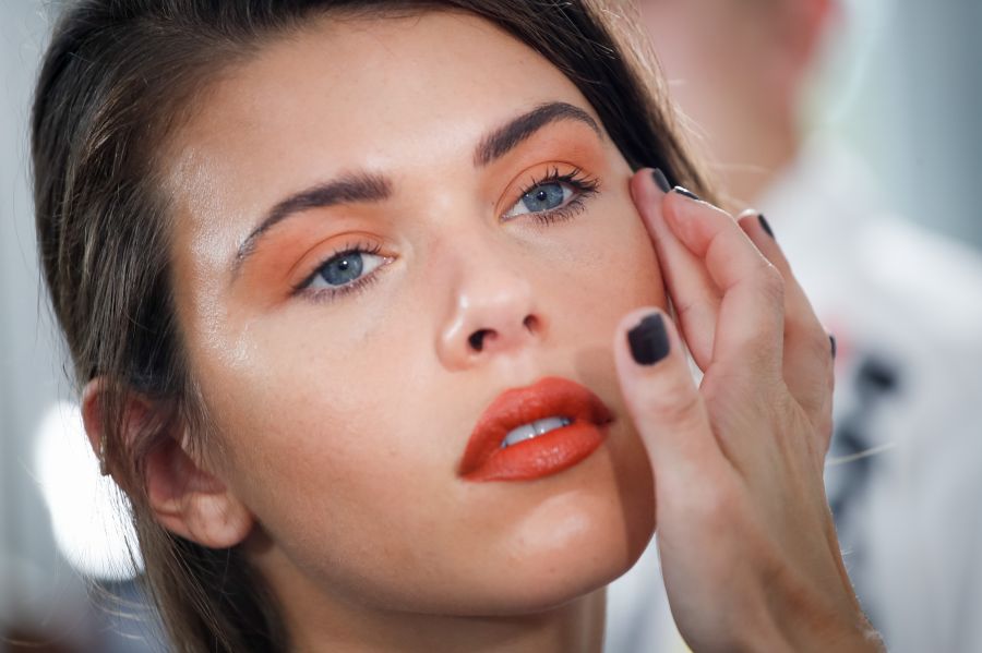 3 elragadó sminktrend őszre - SZÉPSÉG - Smink  - csábító sminkek, őszi sminktrend, sminktipp őszre, 