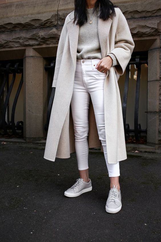 Stílusiskola: fehér otufitek őszi napokra - DIVAT&STÍLUS - Hírek  - divat, fehér, outfit, stílus, 