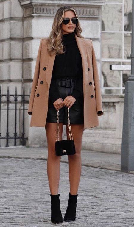 Stílusiskola: így viselj miniszoknyákat - DIVAT&STÍLUS - Stílusiskola - divat, miniszoknya, outfit, ősz, stílus, 