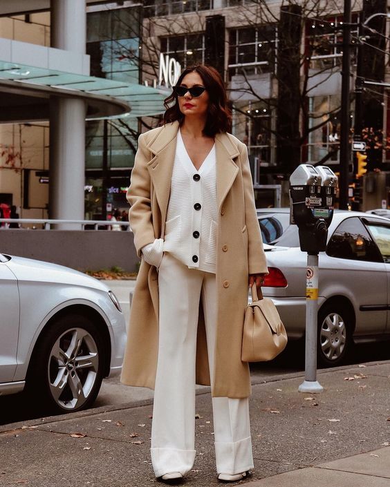 Stílusiskola: így viselj ősszel fehér nadrágokat - DIVAT&STÍLUS - Stílusiskola - divat, fehér nadrág, outfit, ősz, stílus, 