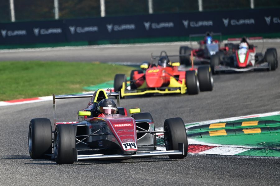 Évadzáró legendás olasz pályán - Mobility -  - Gender racing team, GRT, 