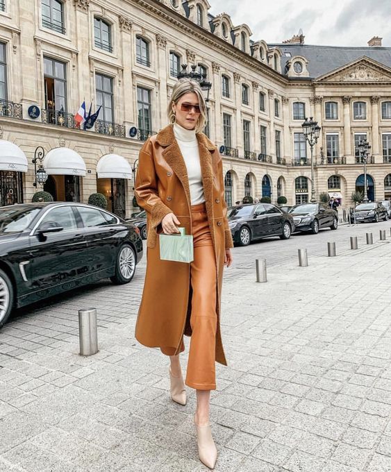 Stílusiskola: így viselj barna bőrnadrágokat - DIVAT&STÍLUS - Stílusiskola - barna, bőrnadrág, divat, outfit, ősz, stílus, 