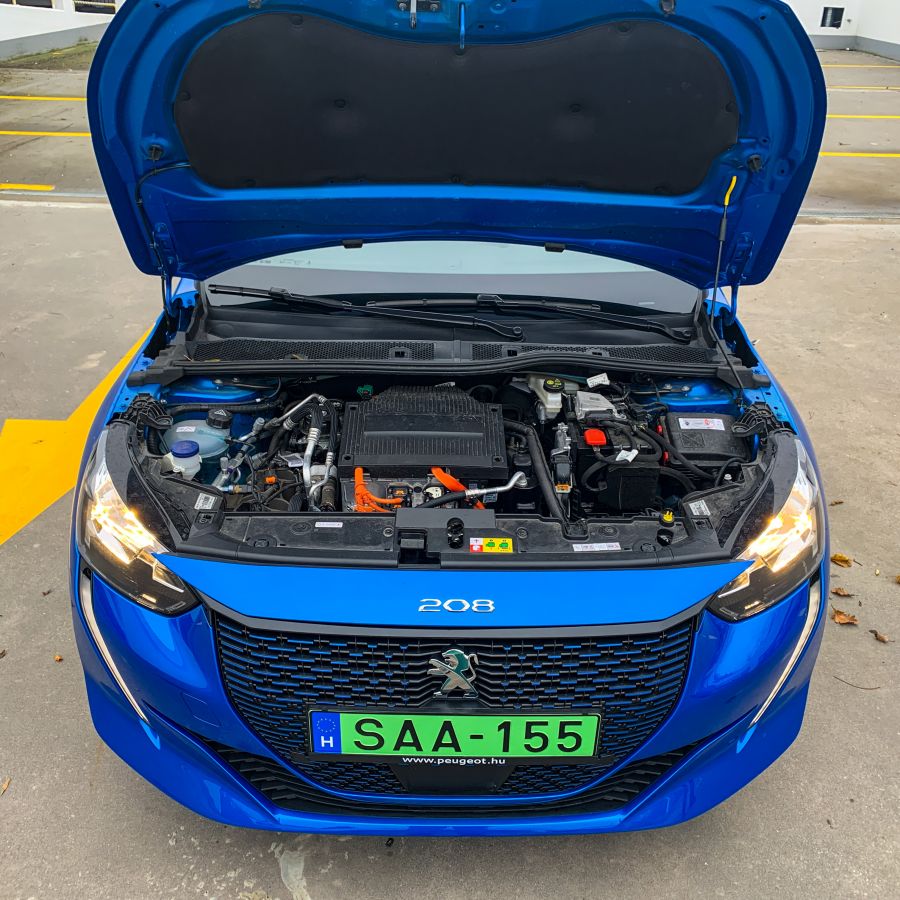A leggyorsabb 208 - Peugeot e208 - STYLENEWS - Mobility - 208 peugeot, elektromos peugeot, peugeot 208 elektromos teszt, peugeot e208 teszt, 