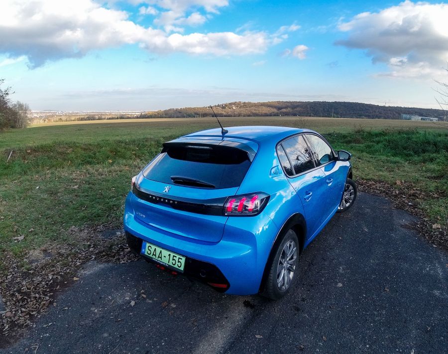 A leggyorsabb 208 - Peugeot e208 - STYLENEWS - Mobility - 208 peugeot, elektromos peugeot, peugeot 208 elektromos teszt, peugeot e208 teszt, 