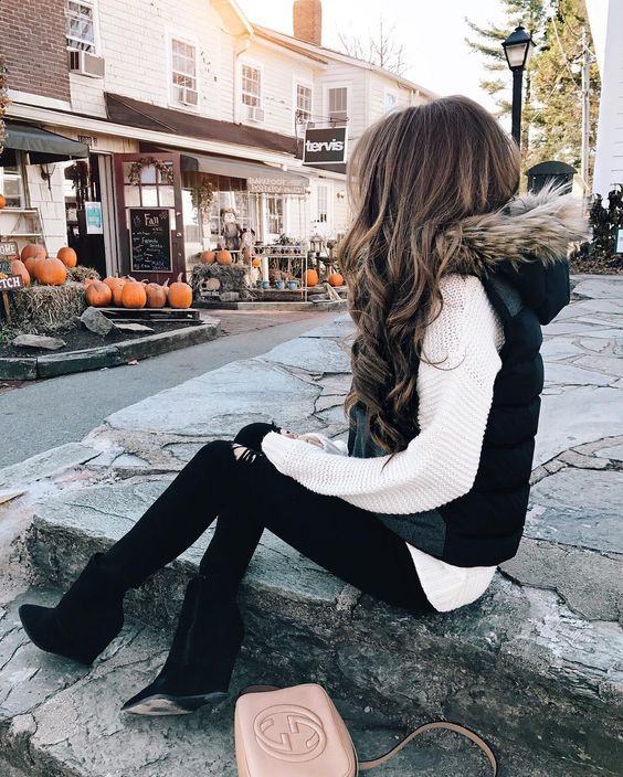 Stílusiskola: így viselj télen klasszikus fekete-fehér szetteket - DIVAT&STÍLUS - Stílusiskola - 