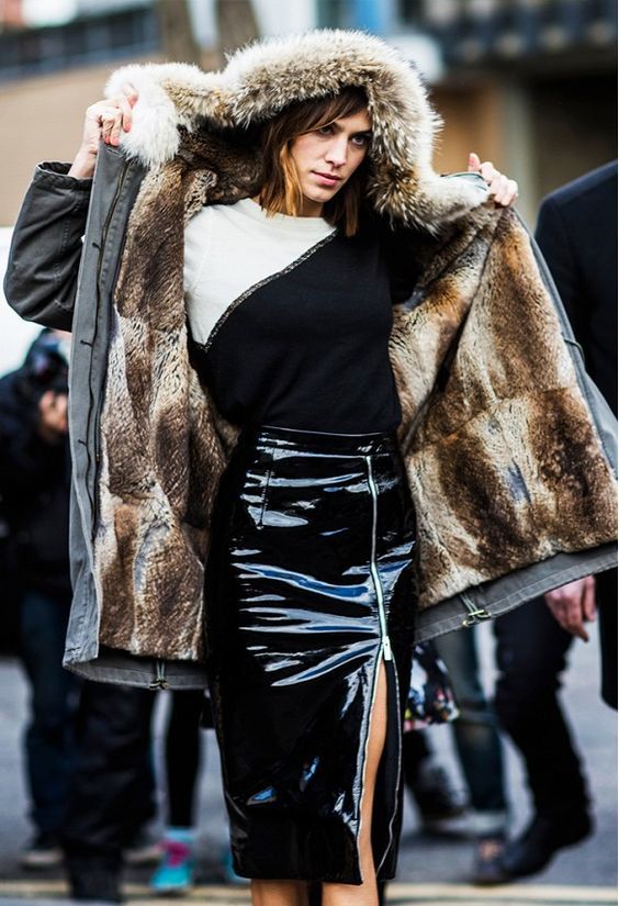 Stílusiskola: így viselj télen fekete szoknyákat - DIVAT&STÍLUS - Stílusiskola - divat, fekete szoknya, outfit, stílus, szoknya, 