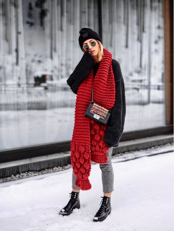 Stílusiskola: így viselj színes sálakat - DIVAT&STÍLUS - Stílusiskola - 