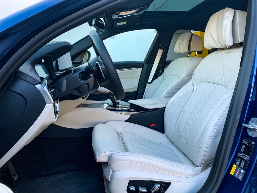 Ötöst az ötösnek! – BMW 530e - STYLENEWS - Mobility - 530e 2020 teszt, 530e xdrive, bmw 5 teszt, bmw 530 plug-in hibrid teszt, bmw 530e teszt, bmw plug-in hybrid teszt, 