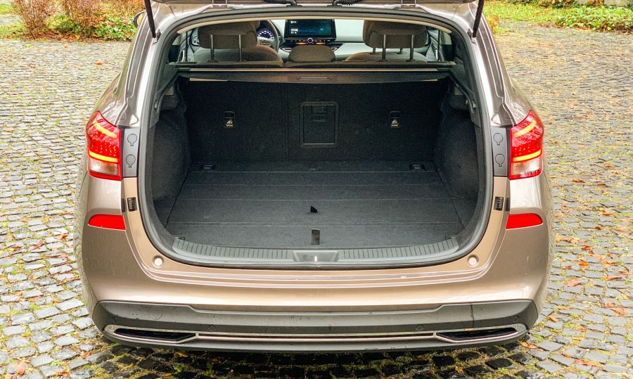 Korrekt – Hyundai i30 1,5DPi - STYLENEWS - Mobility - 2020 i30 teszt, hyundai i30, Hyundai i30 1.5DPi teszt, Hyundai i30 teszt, i30 2020, i30 teszt, 