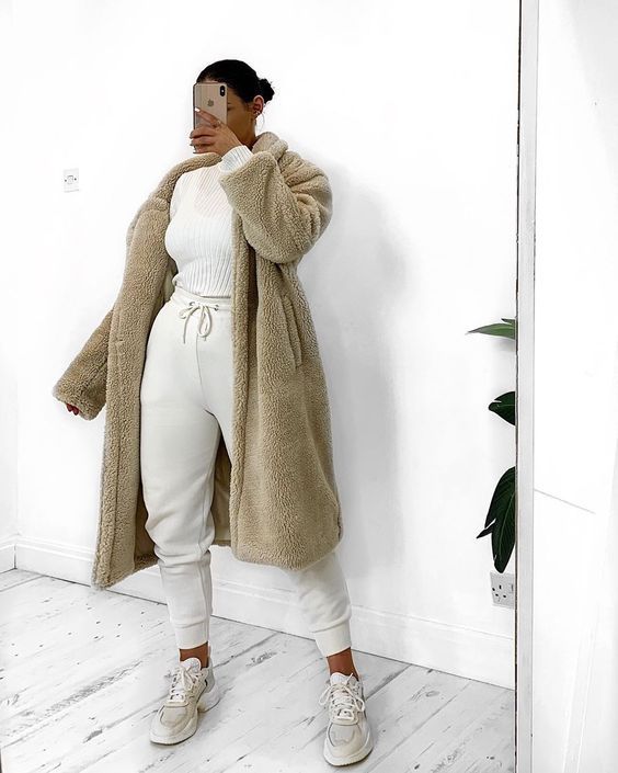 Stílusiskola: így lehetsz csinos melegítőkben - DIVAT&STÍLUS - Stílusiskola - divat, melegítő, outfit, sportos, stílus, 