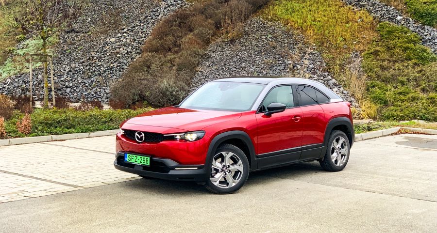 Az autó, amely nem elektromos akart lenni, de az lett – Mazda MX-30 - STYLENEWS - Mobility - elektromos mazda, mazda mx-30, mazda mx30 teszt, mx30 teszt, 