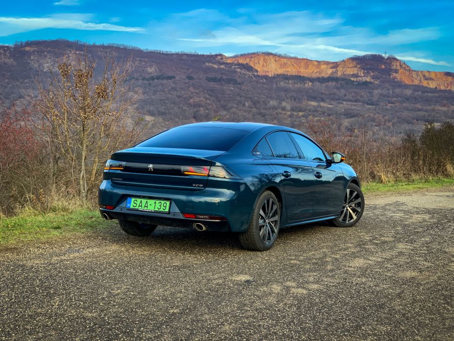 Zongorázd a különbséget – Peugeot 508 1.6 PureTech PHEV FWD GT Line - STYLENEWS - Mobility - 508 phev gt-line teszt, 508 teszt, peugeot 508 1%2C6gt line teszt, peugeot 508 teszt, 