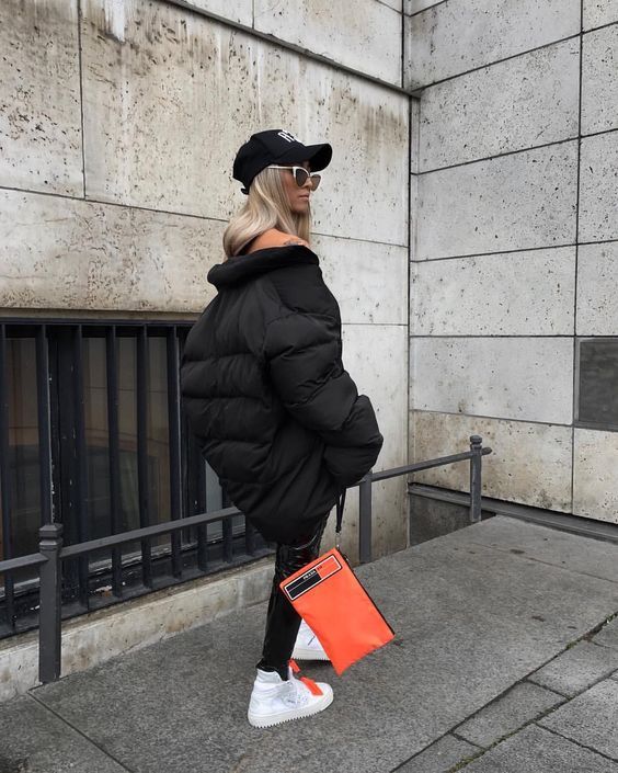 Stílusiskola: így viselj télen pufi dzsekiket - DIVAT&STÍLUS - Stílusiskola - divat, outfit, pufidzseki, stílus, 