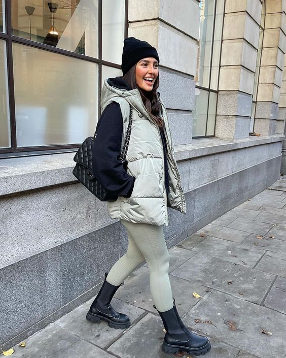 Stíluiskola: így viselj télen mellényeket - DIVAT&STÍLUS - Stílusiskola - divat, mellény, outfit, stílus, tél, 