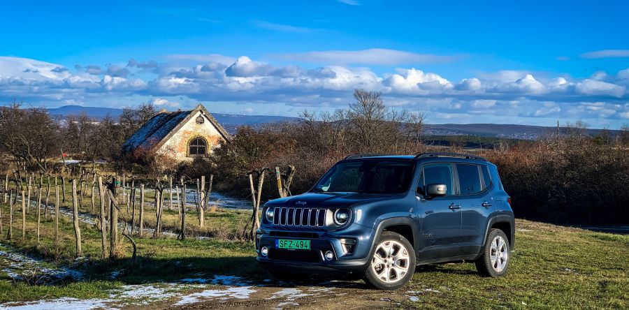 Felmenők génjei – Jeep Renegade 4xe – Plug-in Hybrid - STYLENEWS - Mobility - jeep renegade, jeep renegade 4xe teszt, jeep renegade plug-in hybrid teszt, renegade, renegade teszt, 