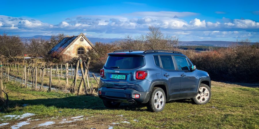 Felmenők génjei – Jeep Renegade 4xe – Plug-in Hybrid - STYLENEWS - Mobility - jeep renegade, jeep renegade 4xe teszt, jeep renegade plug-in hybrid teszt, renegade, renegade teszt, 