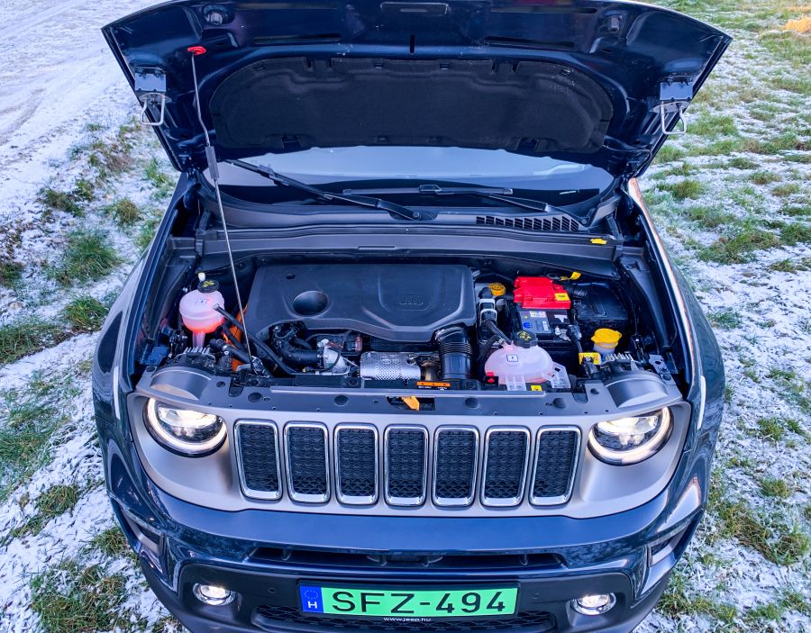 Felmenők génjei – Jeep Renegade 4xe – Plug-in Hybrid - STYLENEWS - Mobility - jeep renegade, jeep renegade 4xe teszt, jeep renegade plug-in hybrid teszt, renegade, renegade teszt, 