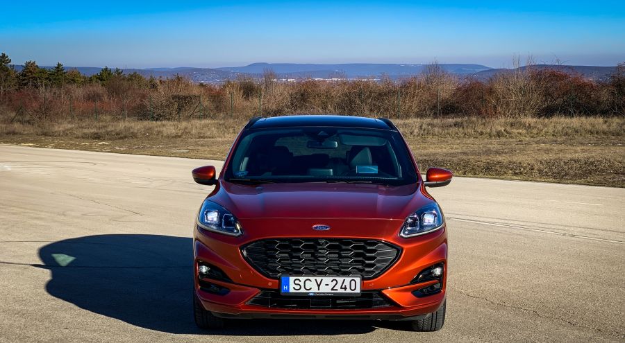 Hybrid is, dízel is – Ford Kuga 2.0 EcoBlue mHEV ST-Line X M6 - STYLENEWS - Mobility - Ford Kuga 2.0 EcoBlue mHEV ST-Line teszt, ford kuga 2020, ford kuga dízel  MHEV teszt, ford kuga EcoBlue teszt, Ford SUV teszt, 