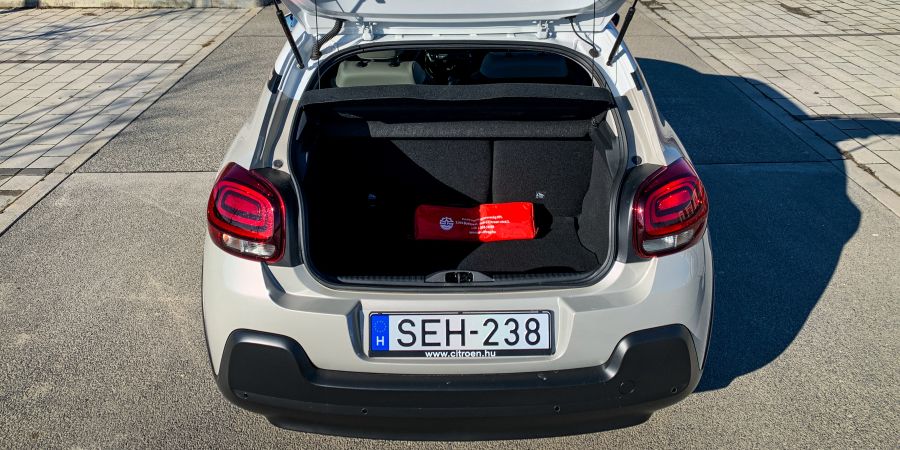 Légy boldog és ragyogj – Citroën C3 Shine Puretech 83 - STYLENEWS - Mobility - citroen c3, citroen c3 shine 83 teszt, citroen c3 teszt, 