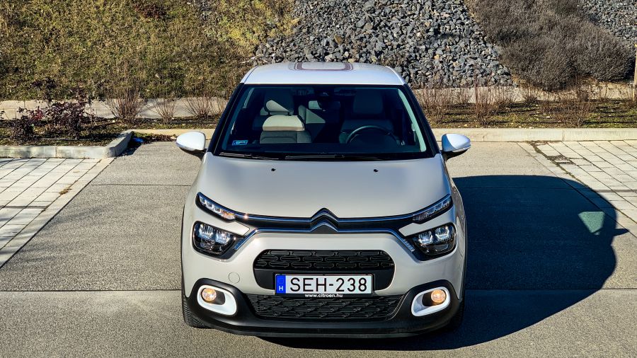 Légy boldog és ragyogj – Citroën C3 Shine Puretech 83 - STYLENEWS - Mobility - citroen c3, citroen c3 shine 83 teszt, citroen c3 teszt, 