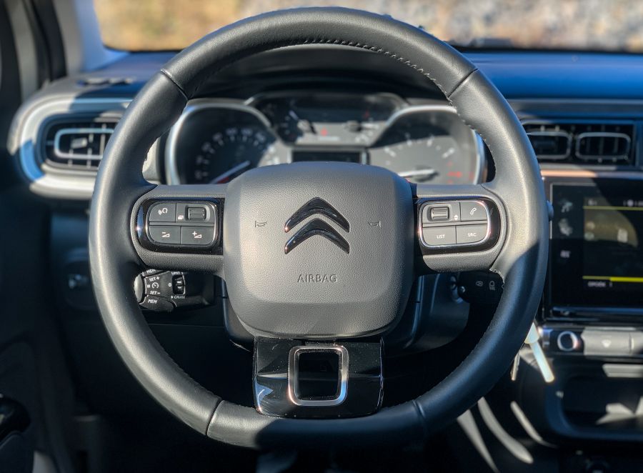 Légy boldog és ragyogj – Citroën C3 Shine Puretech 83 - STYLENEWS - Mobility - citroen c3, citroen c3 shine 83 teszt, citroen c3 teszt, 