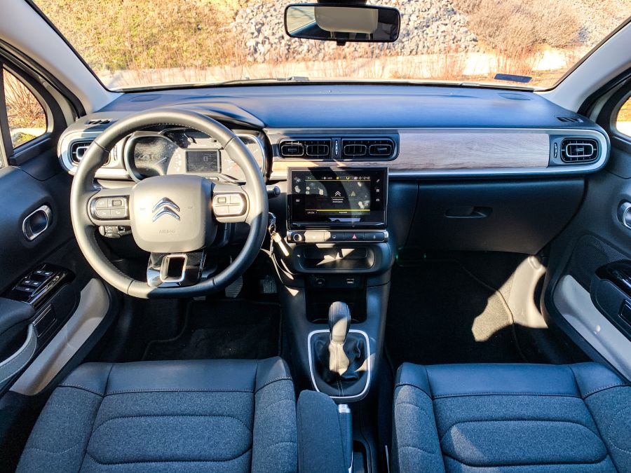 Légy boldog és ragyogj – Citroën C3 Shine Puretech 83 - STYLENEWS - Mobility - citroen c3, citroen c3 shine 83 teszt, citroen c3 teszt, 