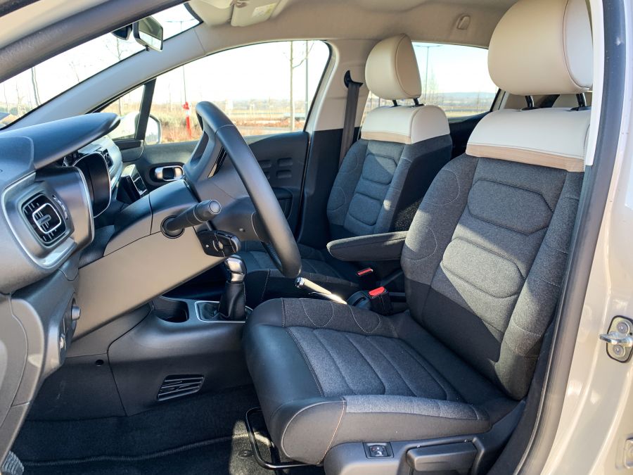 Légy boldog és ragyogj – Citroën C3 Shine Puretech 83 - STYLENEWS - Mobility - citroen c3, citroen c3 shine 83 teszt, citroen c3 teszt, 