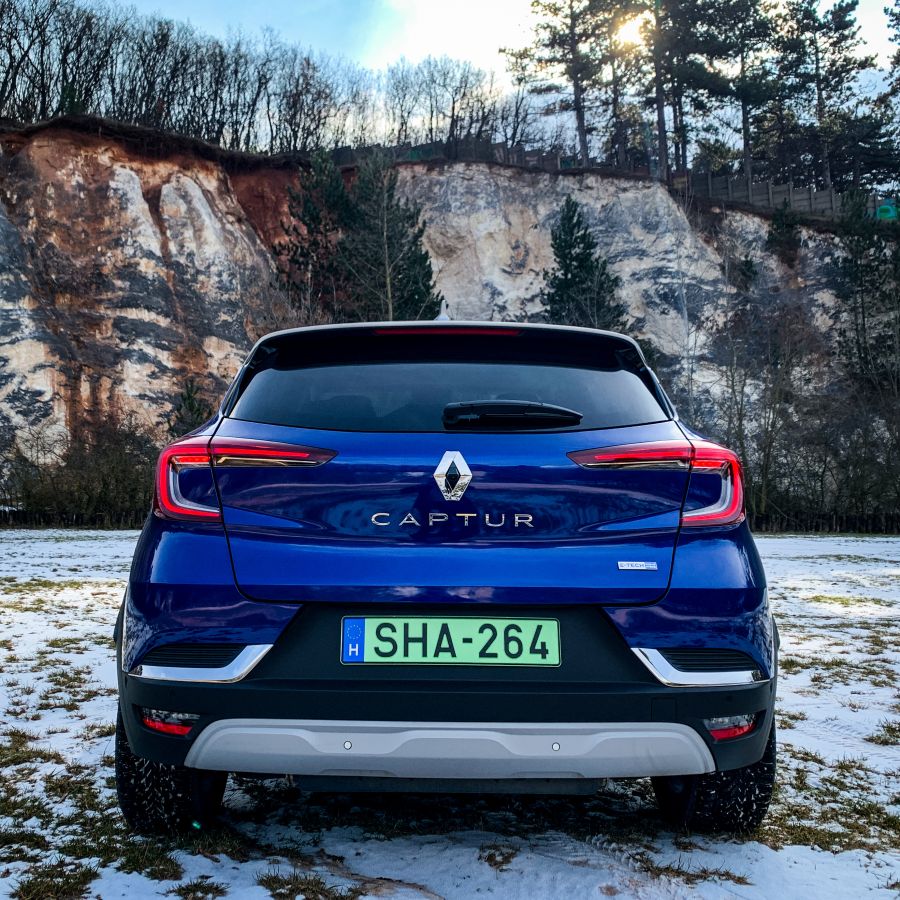 Zöldhajtás – Renault Capture E-Tech Plug-in - STYLENEWS - Mobility - renault captur, renault captur e-tech plug-in teszt, renault captur PHEV teszt, renault captur plug-in teszt, 