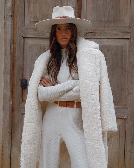 Stílusiskola: így viseld a szezon stílusos kiegészítőit, a kalapokat - DIVAT&STÍLUS - Stílusiskola - divat, kalap, outfit, stílus, 