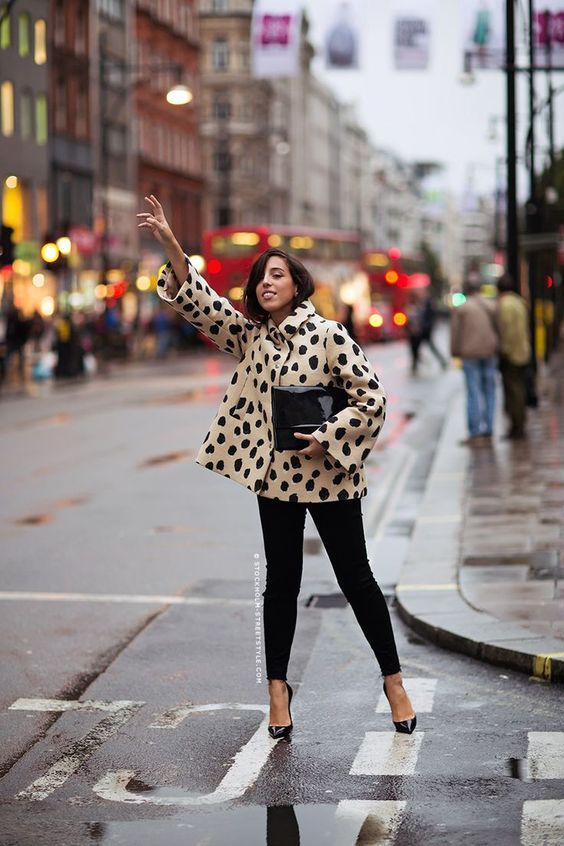 Stílusiskola: így viselj pöttyös ruhadarabokat - DIVAT&STÍLUS - Stílusiskola - divat, outfit, pöttyös, stílus, 
