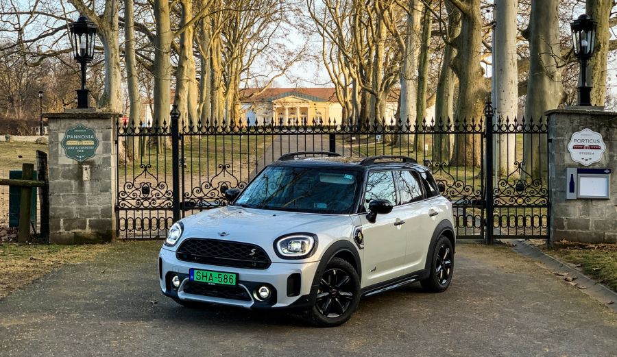 A nagyra nőtt kistesó – Mini Countryman S All4 Plug-in Hibrid - STYLENEWS - Mobility - countryman hybrid, countryman s, countryman teszt, mini countryman, mini countryman PHEV teszt, mini SUV teszt, 