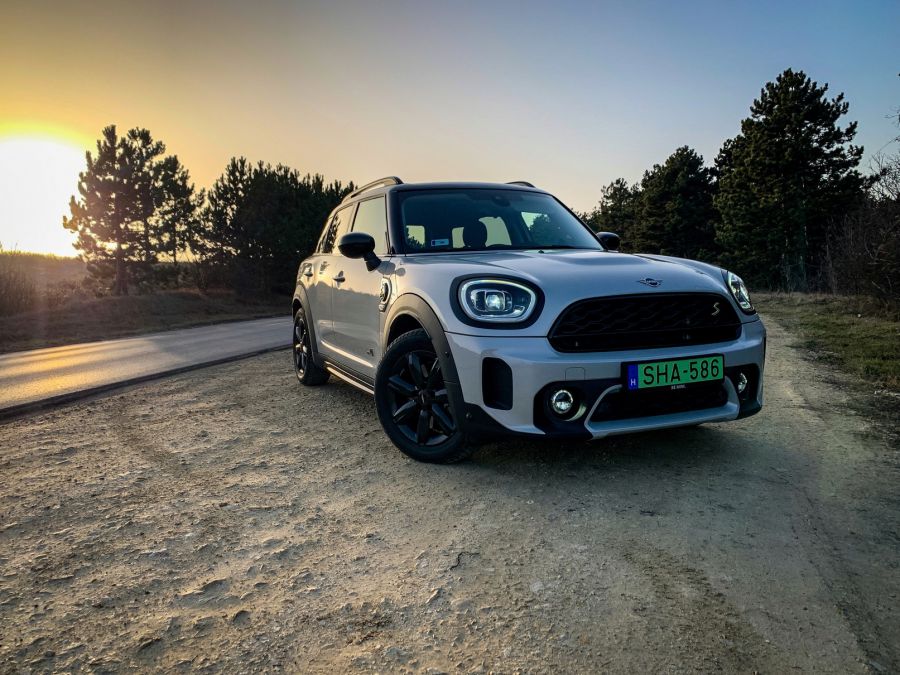 A nagyra nőtt kistesó – Mini Countryman S All4 Plug-in Hibrid - STYLENEWS - Mobility - countryman hybrid, countryman s, countryman teszt, mini countryman, mini countryman PHEV teszt, mini SUV teszt, 