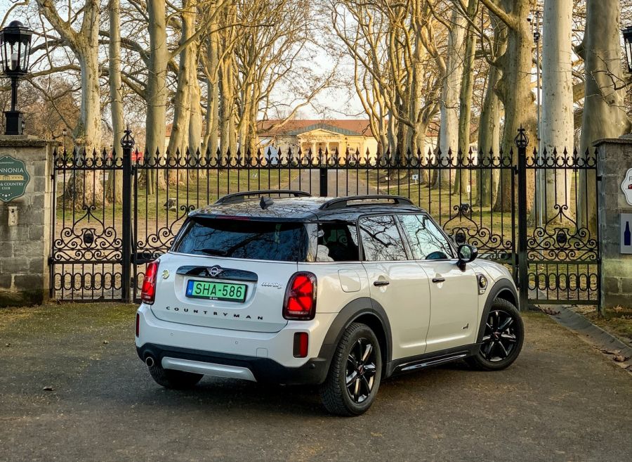 A nagyra nőtt kistesó – Mini Countryman S All4 Plug-in Hibrid - STYLENEWS - Mobility - countryman hybrid, countryman s, countryman teszt, mini countryman, mini countryman PHEV teszt, mini SUV teszt, 
