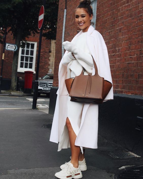 Stílusiskola: így viselj tavasszal sportcipőket szoknyákkal - DIVAT&STÍLUS - Stílusiskola - divat, outfit, sportcipő, stílus, 