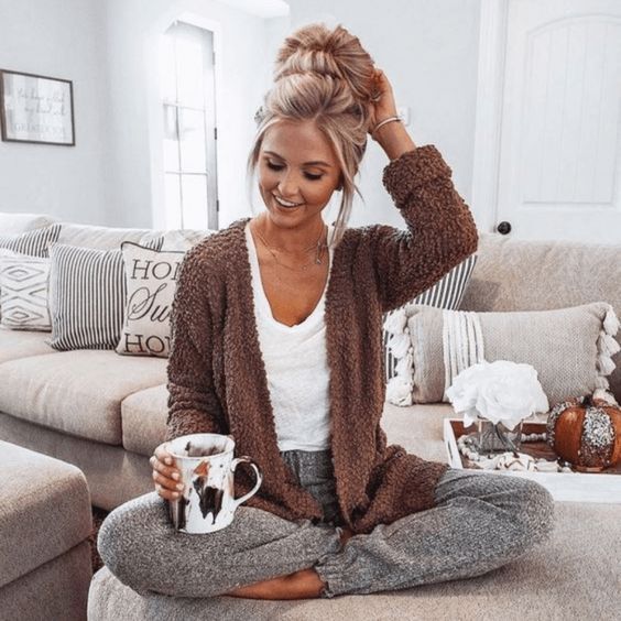 Stílusiskola: Otthon is lehetsz csinos - DIVAT&STÍLUS - Stílusiskola - húsvét, otthon, otthoni szettek, tavasz, 