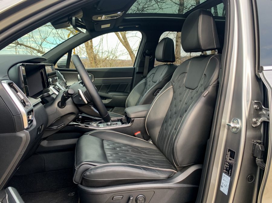 A KIA megérkezett, majd le is hagyott mindenkit – KIA Sorento 230 Hybrid - STYLENEWS - Mobility - kia sorento, kia sorento 230 hybrid teszt, sorento 2021 teszt, sorento hybrid teszt, sorento teszt, 