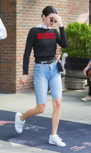 Stílusiskola: bermuda shortok, a tavasz kedvencei - DIVAT&STÍLUS - Stílusiskola - bermuda, bermuda short, divat, nadrág, outfit, stílus, 