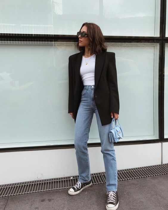 Stílusiskola: így viselj fekete blézereket - DIVAT&STÍLUS - Stílusiskola - blézer, divat, fekete blézer, outfit, stílus, 