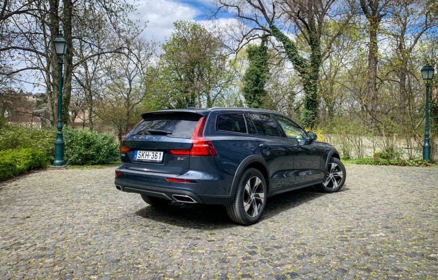 Klasszikus értékek új köntösben – Volvo V60 Cross Country B4 AWD - STYLENEWS - Mobility - Cross country B4 AWD tesztV60, v60 CC dízel teszt, v60 cross country, volvo v60, Volvo V60 Cross Country teszt, Volvo v60 dízel teszt, 