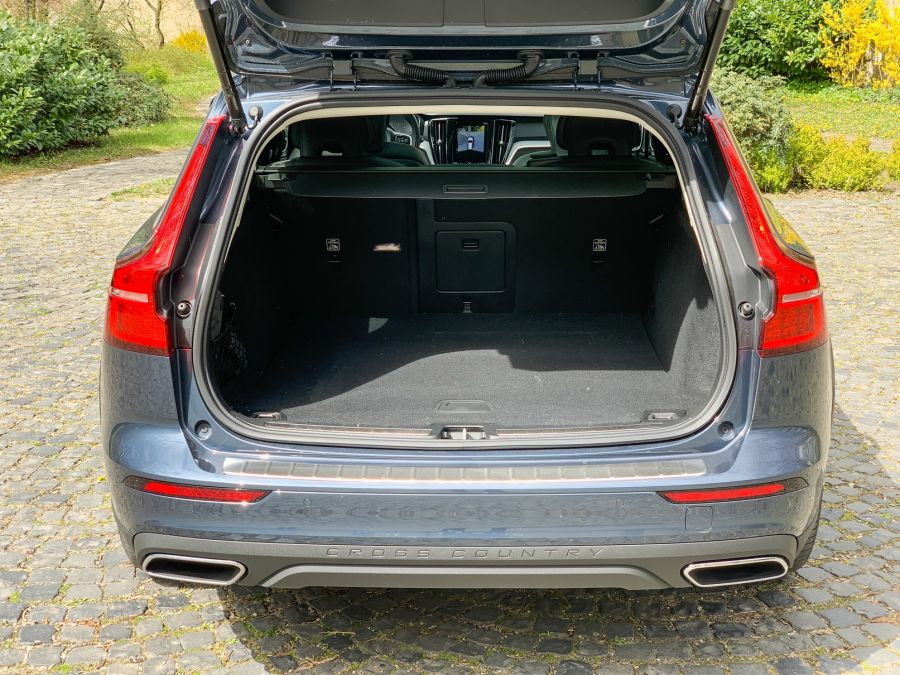 Klasszikus értékek új köntösben – Volvo V60 Cross Country B4 AWD - STYLENEWS - Mobility - Cross country B4 AWD tesztV60, v60 CC dízel teszt, v60 cross country, volvo v60, Volvo V60 Cross Country teszt, Volvo v60 dízel teszt, 