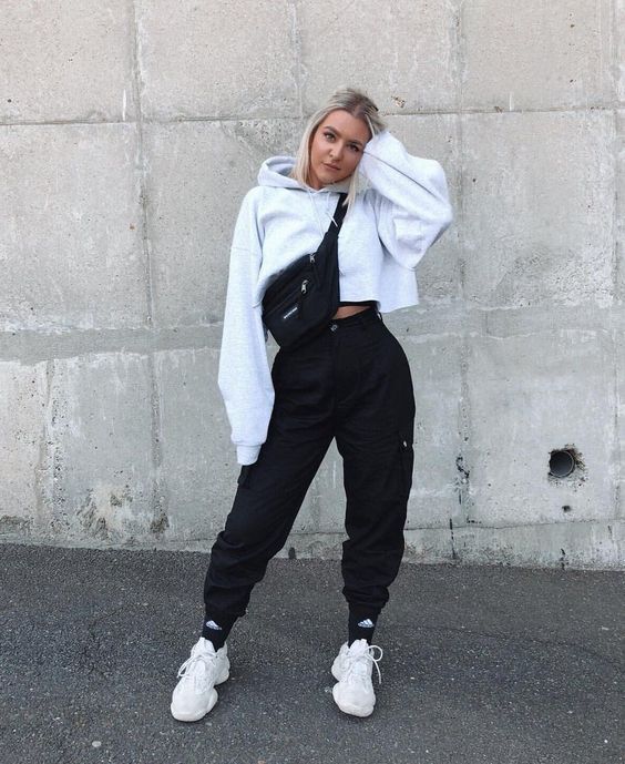 Stílusiskola: így viselj fehér pulcsikat - DIVAT&STÍLUS - Stílusiskola - 