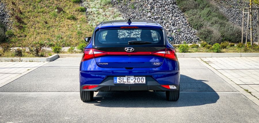 Kontrasztok - Hyundai i20 Comfort 1.2MPI - STYLENEWS - Mobility - hyundai, hyundai i20, hyundai i20 1.2 MPI teszt, hyundai i20 Comfort teszt, i20 hyundai, i20 teszt, 