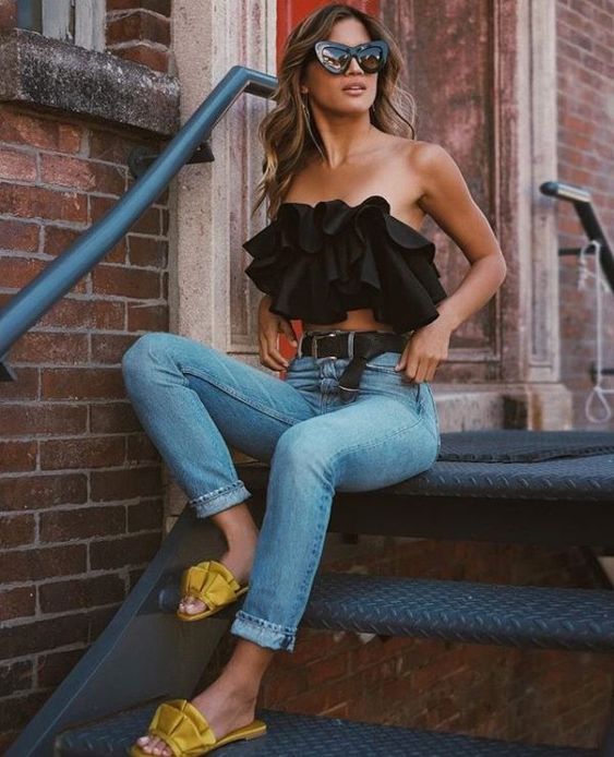 Stílusiskola: a tavaszi-nyári szezon kedvencei a fodros felsők - DIVAT&STÍLUS - Stílusiskola - divat, fodros, fodros felső, outfit, stílus, 