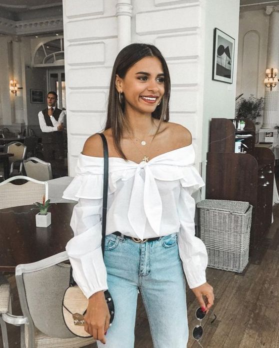 Stílusiskola: a tavaszi-nyári szezon kedvencei a fodros felsők - DIVAT&STÍLUS - Stílusiskola - divat, fodros, fodros felső, outfit, stílus, 