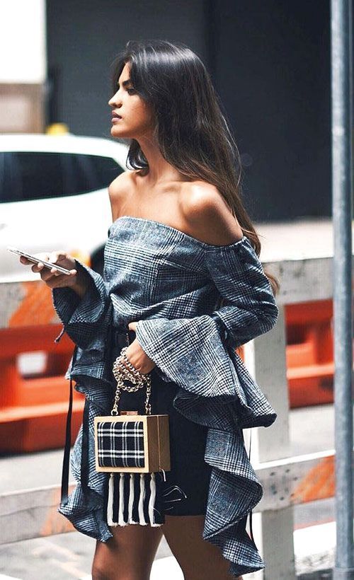 Stílusiskola: a tavaszi-nyári szezon kedvencei a fodros felsők - DIVAT&STÍLUS - Stílusiskola - divat, fodros, fodros felső, outfit, stílus, 