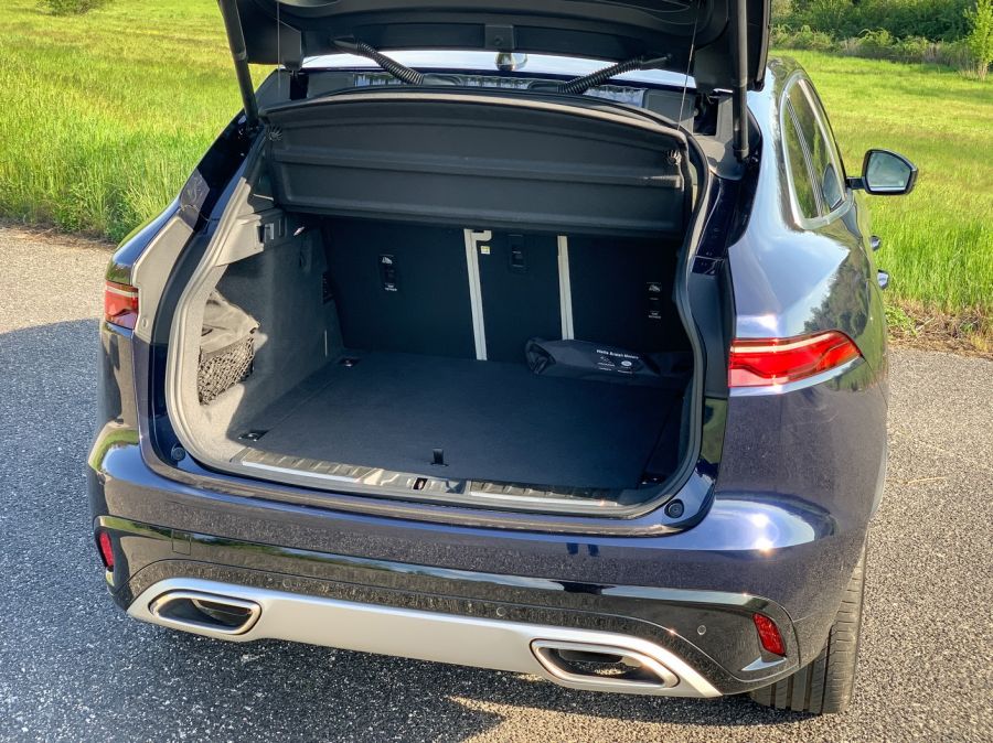 Tömegcikk helyett egyediség - Jaguar F-Pace D300 AWD - STYLENEWS - Mobility - 2021 jaguar f pace D300 teszt, f pace teszt, f-pace, f-pace  d300 teszt, jaguar f pace, 