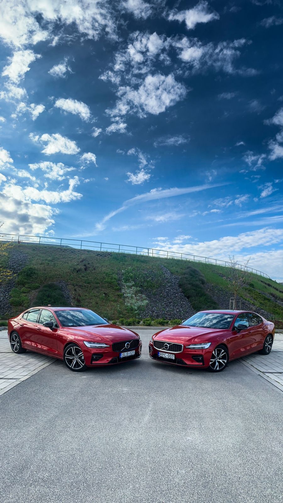 Egynél jobb a kettő – Volvo S60 B3 és T5 - STYLENEWS - Mobility - S60 teszt, s60 volvo, volvo s60, Volvo S60 B3 mild-hybrid teszt, Volvo S60 D3 vs. T5, Volvo S60 T5 teszt, 