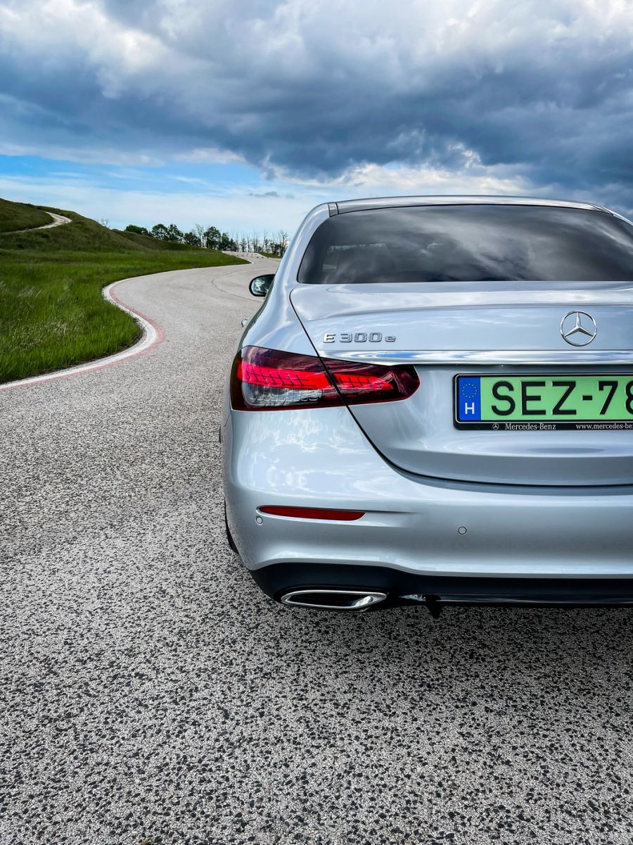 Lassan mondom, hogy mindenki megértsE – Mercedes E300e plug-in hybrid - STYLENEWS - Mobility - 2021 Mercedes E300e, e300 hybrid, e300e, Mercedes E classe, Mercedes E teszt, Mercedes E300e plug-in hybrid teszt, mercedes hybrid teszt, mercedes-benz E300e plug-in teszt, 