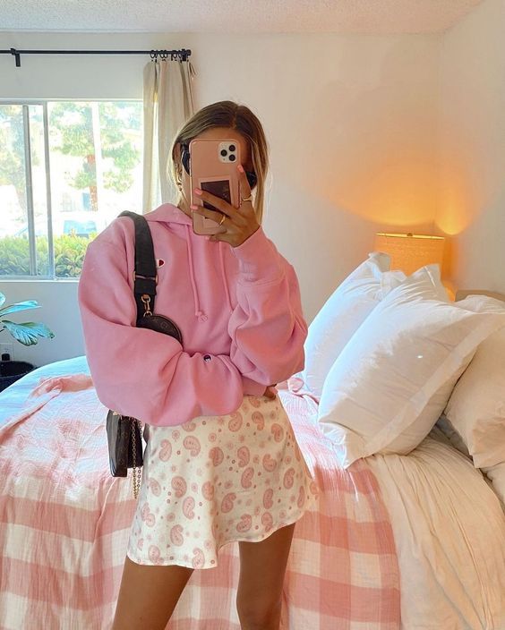 Stílusiskola: így viselj babarózsaszínt - DIVAT&STÍLUS - Stílusiskola - babarózsaszín, divat, outfit, rózsaszín, stílus, 